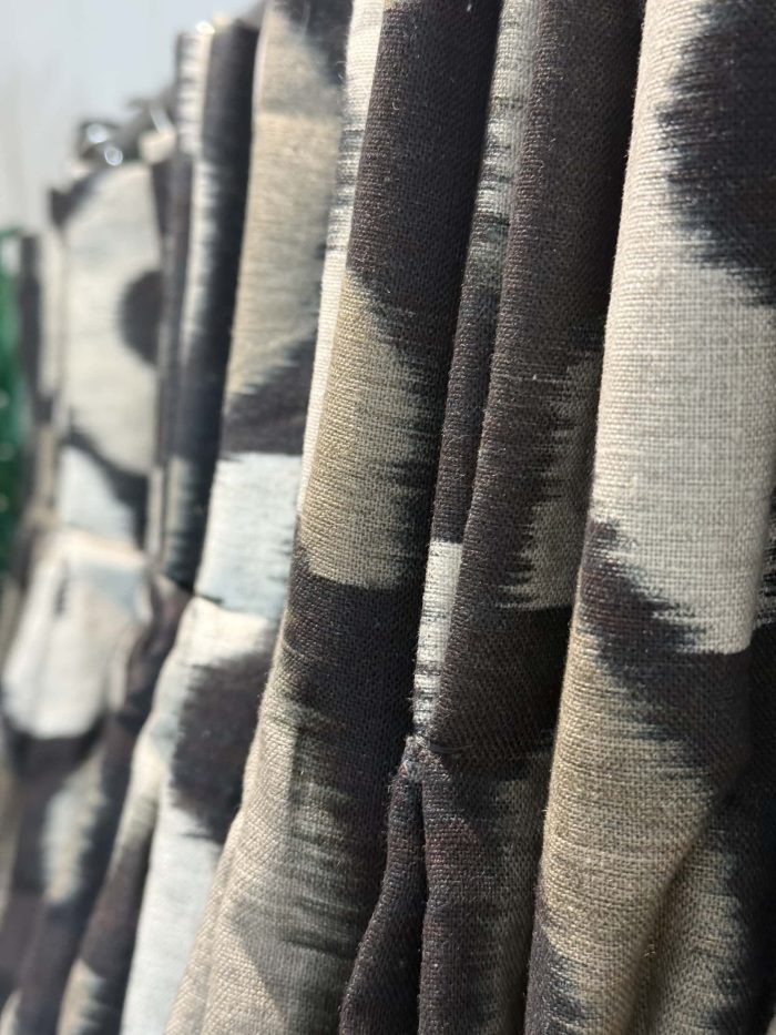 Brown circle fleece interlined, blackout curtains - Image 4