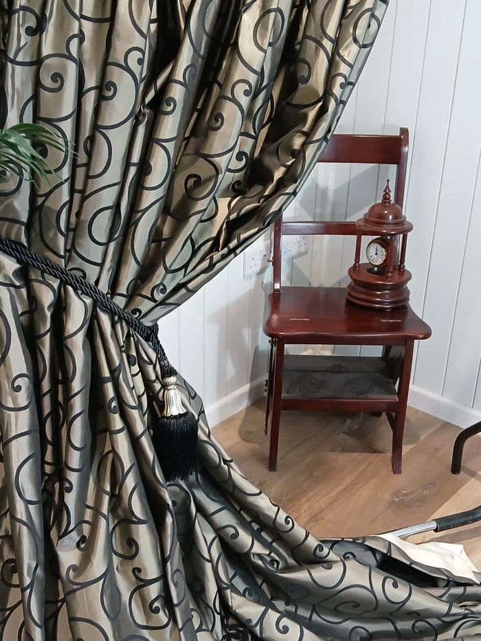 Embroidered scroll patterned, satin curtains - Image 8