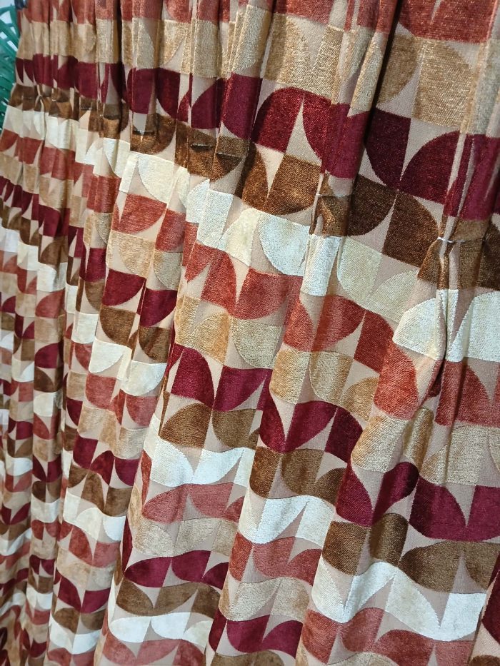 Retro velvet and satin curtains with a blend of warm tones - Image 4