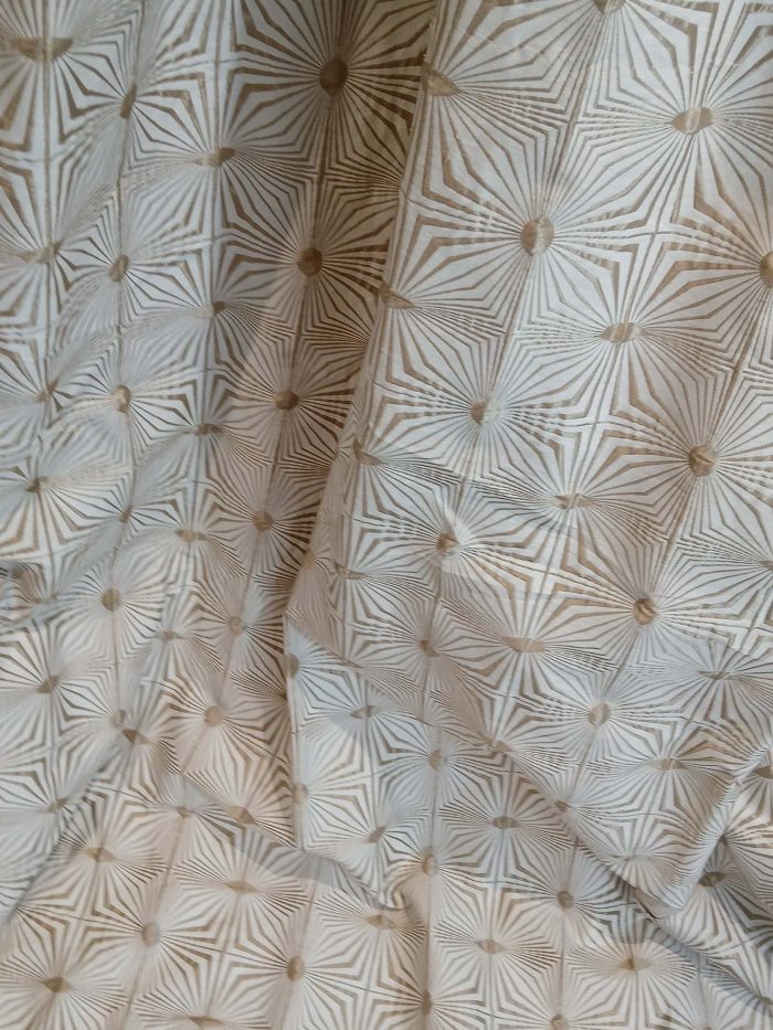 Geometric ivory curtains with embroidered gold details - Image 3