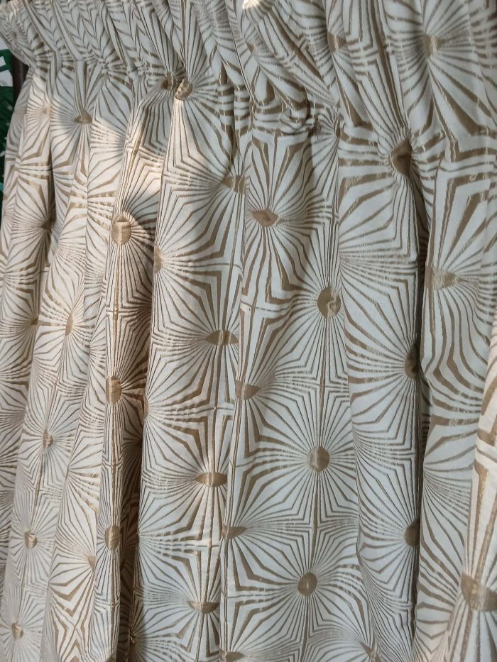 Geometric ivory curtains with embroidered gold details - Image 4