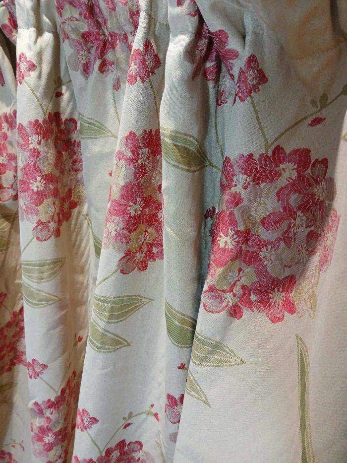 Pale gold curtains with an embroidered floral design - Image 3