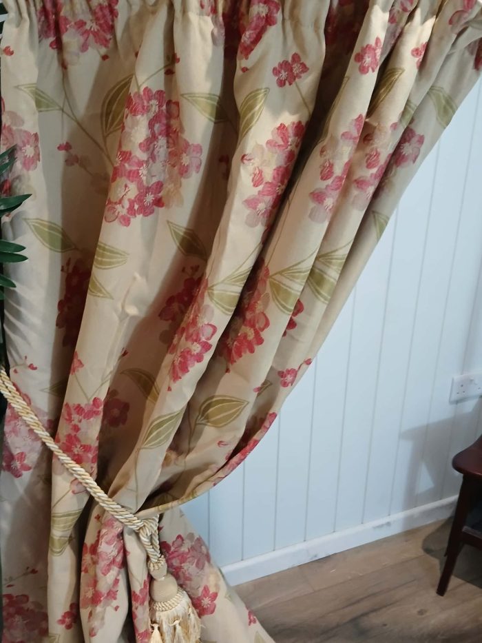 Pale gold curtains with an embroidered floral design - Image 6